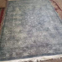 فرش ۶متری نو نو هست اصلااستفاده نشده