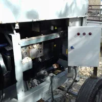 ژنراتور ومونور جوش پرکنز|ماشین‌آلات صنعتی|رابر, |دیوار