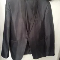 کاملا نو سایز۵۲با۲تاجلیقه فوری فروشی۱ملیون و۳۰۰