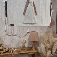 لوستر رافیا|لوستر و چراغ آویز|تهران, فلسطین (میدان انقلاب)|دیوار