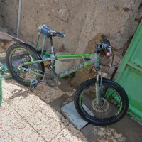 دو عدد دوچرخه 20 و دوچرخه 24 عادی سالم|دوچرخه، اسکیت، اسکوتر|حمیدیه, |دیوار