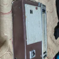 رادیو قدیمی کلکسیونی|کلکسیون اشیاء عتیقه|لردگان, |دیوار