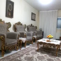 مبل هفت نفره با میز و دوتا عسلی