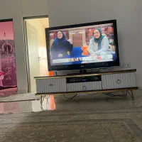 تلویزیون ۴۲ اینچ