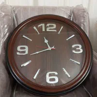 ساعت دیواری