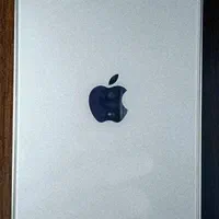 اپل iPhone 13 با حافظهٔ ۱۲۸ گیگابایت