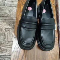 کفش برشکا انگلیسی|کیف، کفش، کمربند|هشتگرد, شهرک بعثت|دیوار