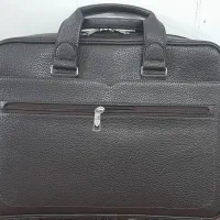 کیف اداری|کیف، کفش، کمربند|تربت‌حیدریه, مسجد جامع|دیوار