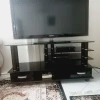 میز تلویزیون شیشه ای در حد نو|میز تلویزیون|تهران, فدک|دیوار