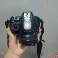 دوربین عکاسی کانن 100d