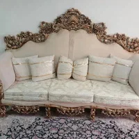 مبل سلطنتی به همراه میز ناهار