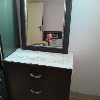 سرویس خواب دونفره|تخت و سرویس خواب|صدرا-فارس, فاز ۱|دیوار