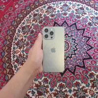 طرح ایفون 15پورو معکس