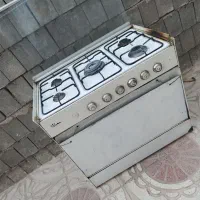 گاز پخت و پز تمیز و سالم پنج شعله