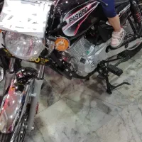 باکسر پیشرو ۲۰۰ مدل ۱۴۰۳ درحدصفر