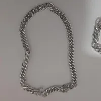 گردنبند و دستبند باهم ۲۰۰ تومن|بدلیجات|ساری, |دیوار