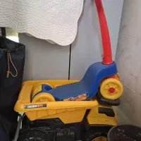 اسکوتر و کامیون کت