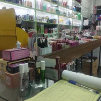 فروشنده لوازم ارایشی