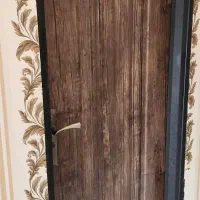 در اتاق و سرویس