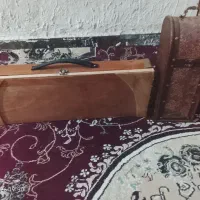 گیتار با نماهنگ زیبا همراه جعبه تخته ای اصل