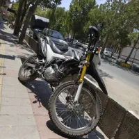 موتور تریل 200 پرواز