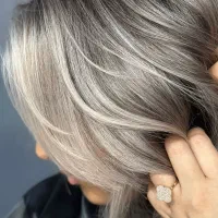 مدل برای رنگ ولایت