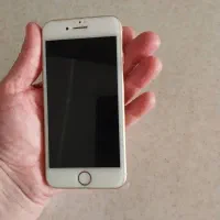 ایفون ۸ ۶۴ گیگ