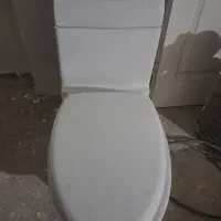 توالت فرنگی سالم و تمیز آکس ۱۸