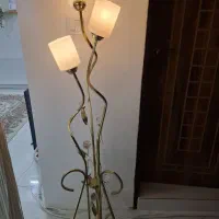 اباژور ایستاده