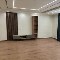 نصب کاغذدیواری و نقاشی و پتینه کاری|خدمات پیشه و مهارت|شیراز, باغ تخت|دیوار