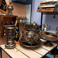 چراغ علاالدین منقل و تزئینات آنتیک