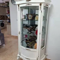 ویترین تمیز و در حد نو