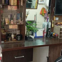 دکور آرایشگاه|آرایشگاه و سالن‌های زیبایی|قم, هنرستان|دیوار