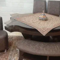 میز ناهار خوری در حد بسیار عالی