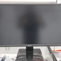 مانیتور 22 اینچ dell تمیزز و کم کار