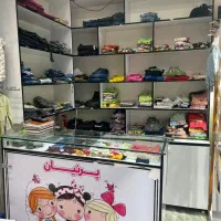ویترین و طبقه