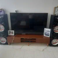 تلویزیون ۶۵ اینچ ایکس ویژن.