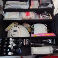 لوازم کاشت ناخن در حد نو