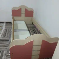 تخت خواب یک نفره