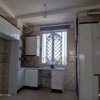 خانه ی اجاره ای طبقه بالا