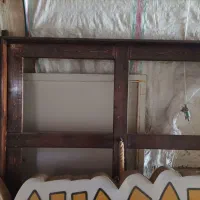 تابلو ابمیوه آواکادو همراه با دکور چوبی سقف