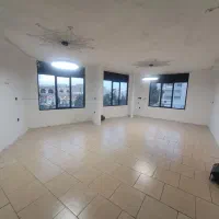 مغازه سالن تجاری