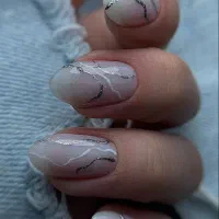 خدمات حرفه ای ناخن