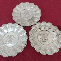 ظروف قدیمی برنجی