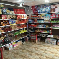 فروشنده سوپر مارکت