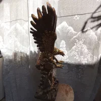 مجسمه عقاب طلایی|مجسمه، تندیس، ماکت|مشهد, بهمن|دیوار