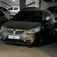 برلیانس H330 اتوماتیک 1650cc، مدل ۱۳۹۹