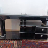 میز تلوزیون در حد نو