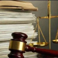 وکیل و قاضی سابق