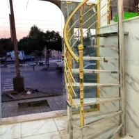 تولید پله گرد پیچ گردون اهنی و استیل پله صاف|خدمات پیشه و مهارت|تهران, خلازیر|دیوار